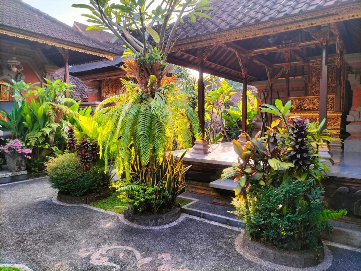 Ojek's Homestay