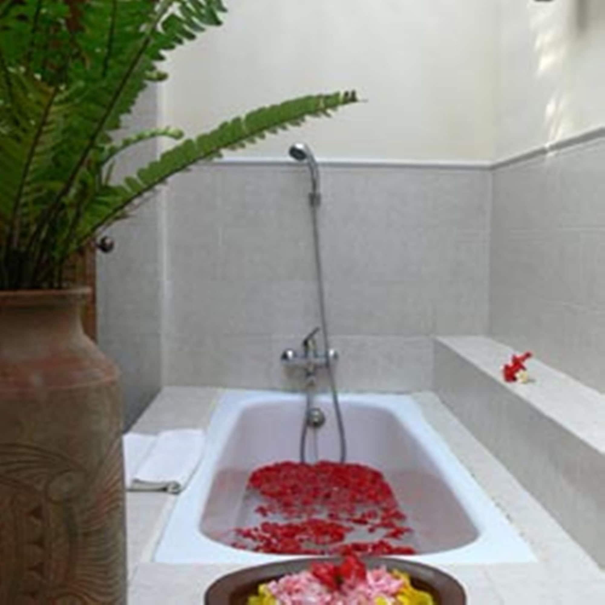Resort Bumi 3*