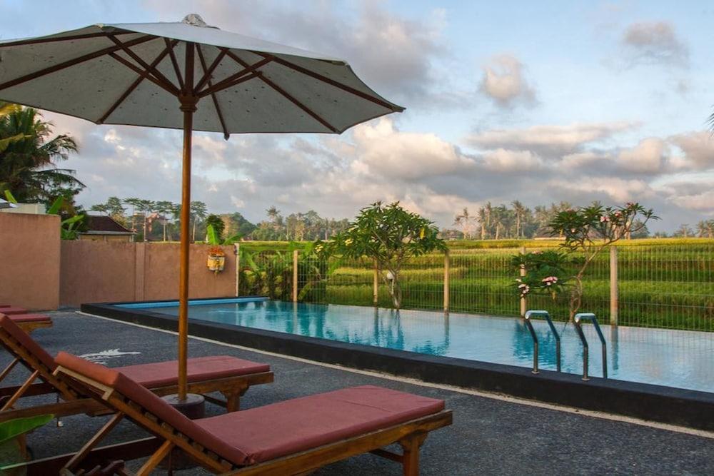 Uma Sari Villa