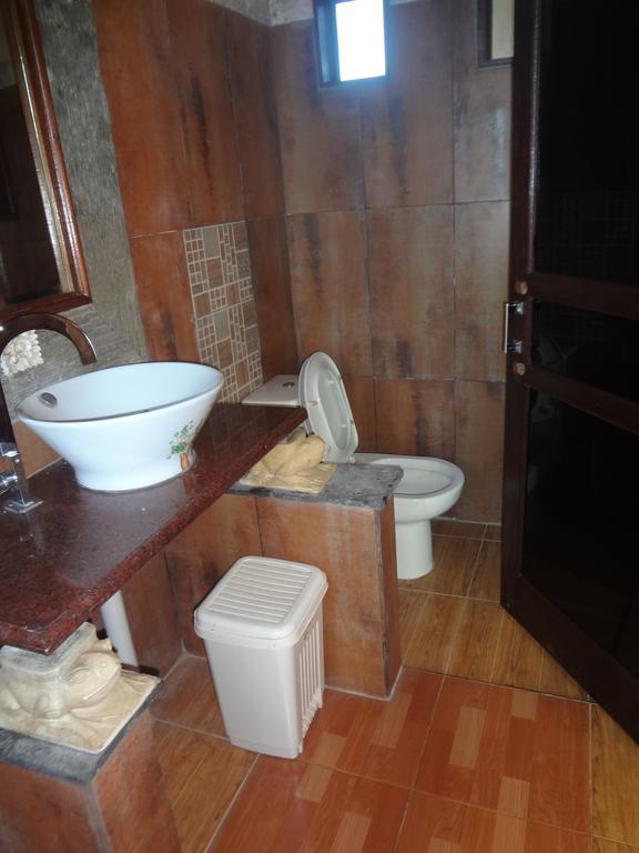 Wahyu And Restaurant Holiday park 3*