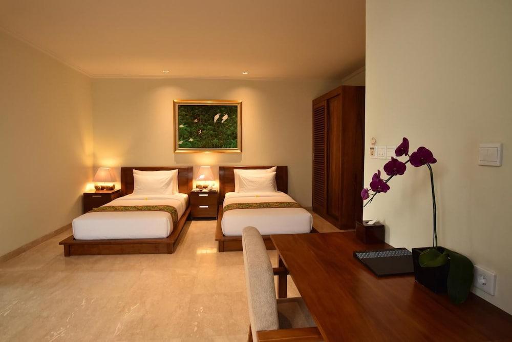 Wana Villa *