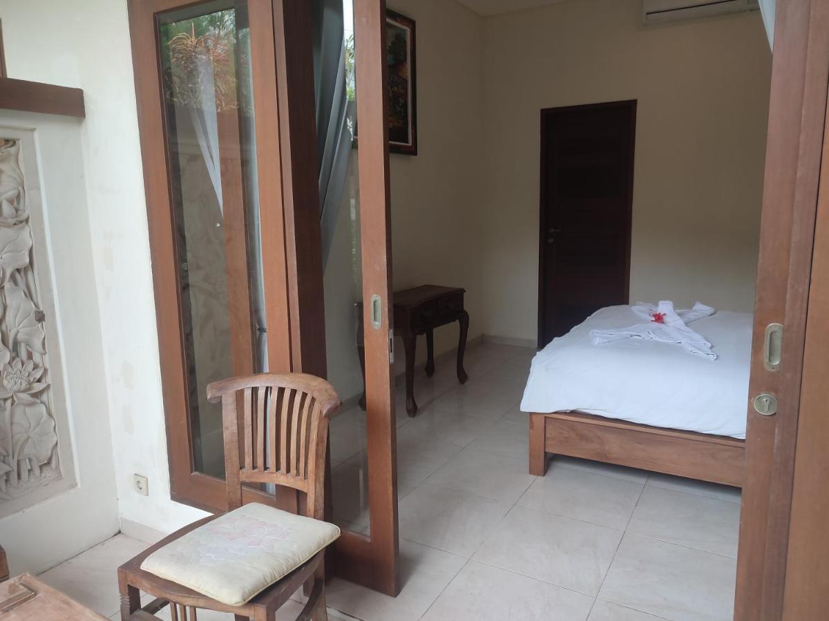 Bed & Breakfast Nyoman 2*