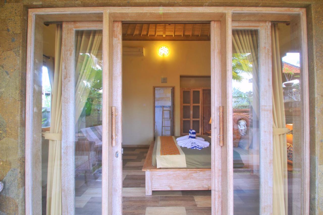 Villa The Suci Sari *