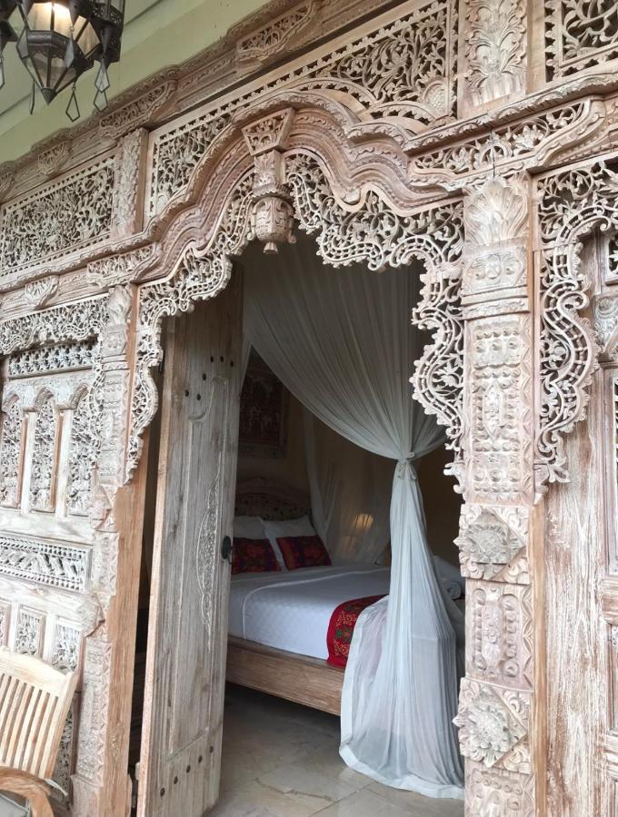 Kailash Bali *