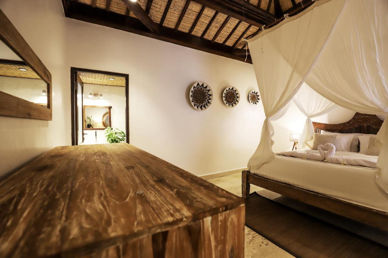 Secret House: A Hidden Paradise For Young Couple Pousada *