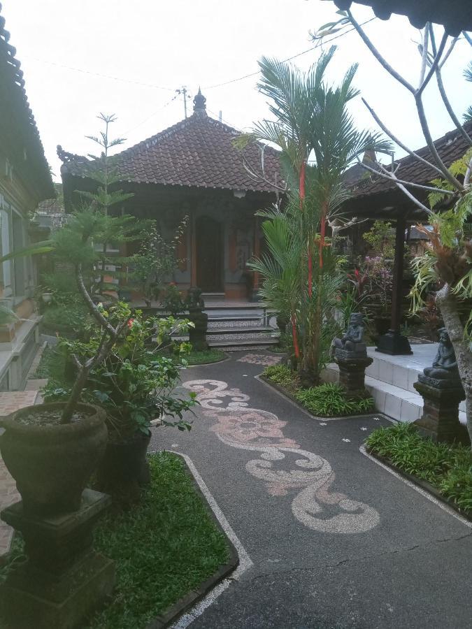 Guest house Dewi Antara *