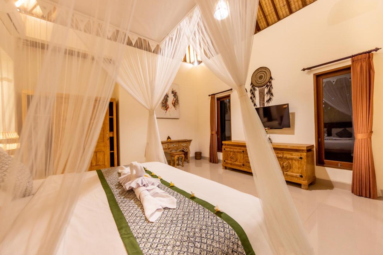 Natha Lodge *