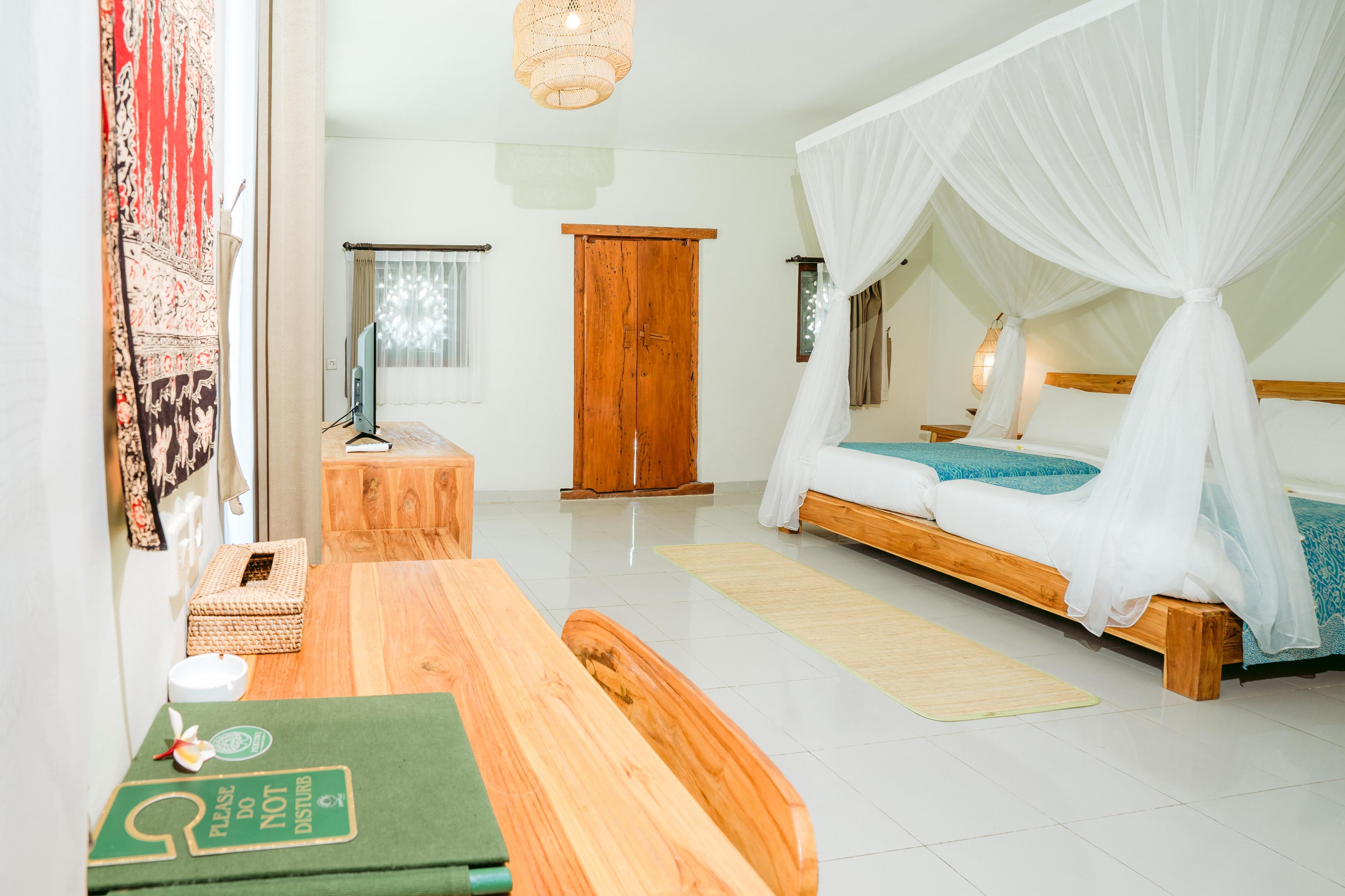 Resort Pertiwi &