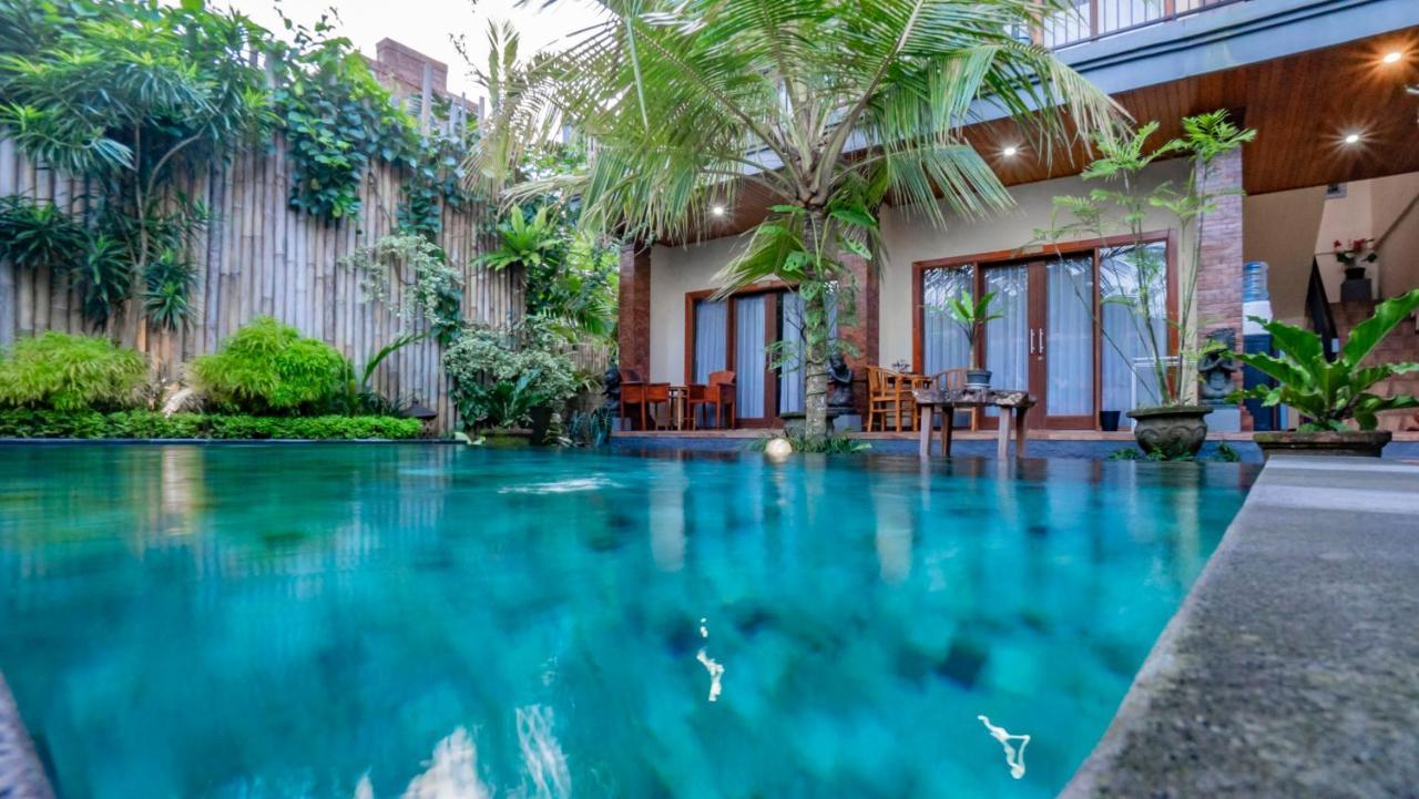 Saka House *
