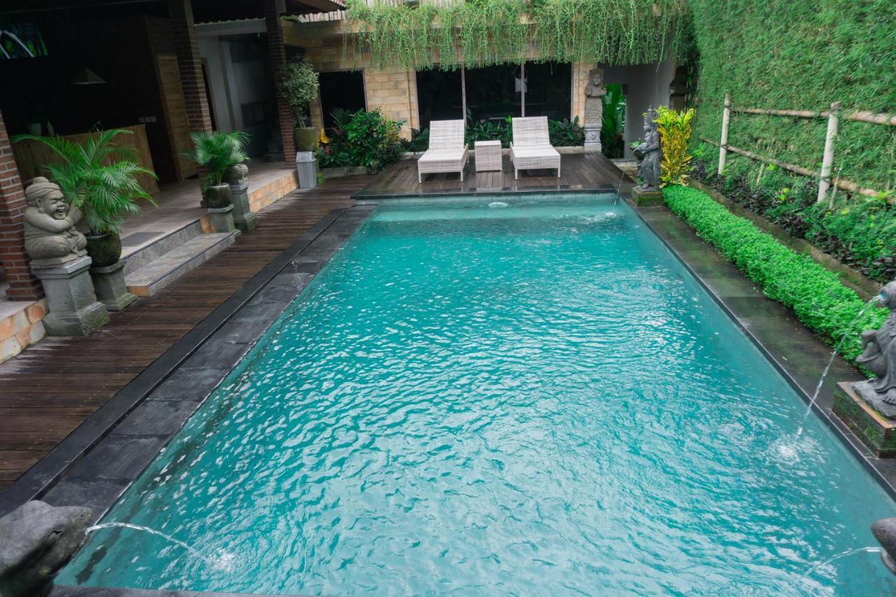 Prayatna * Ubud (Bali)