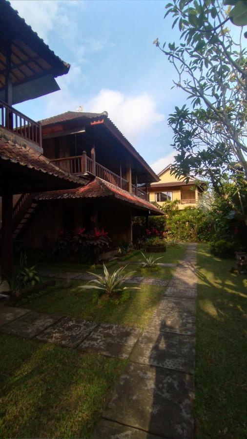 Rice Paddy Bungalow *