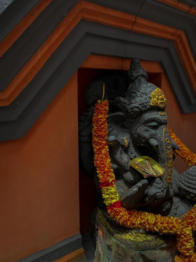 Sramana By Luxury Degree