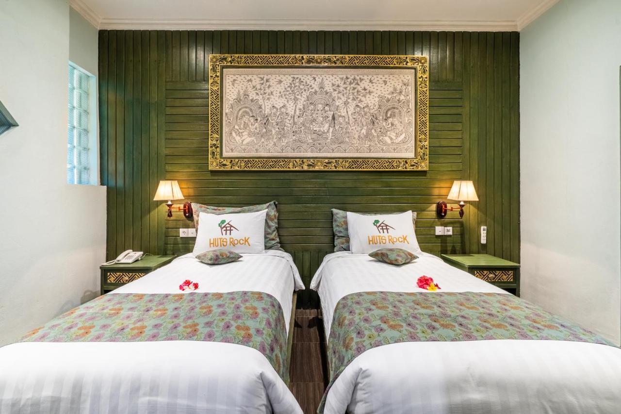 Huts Rock Hotel