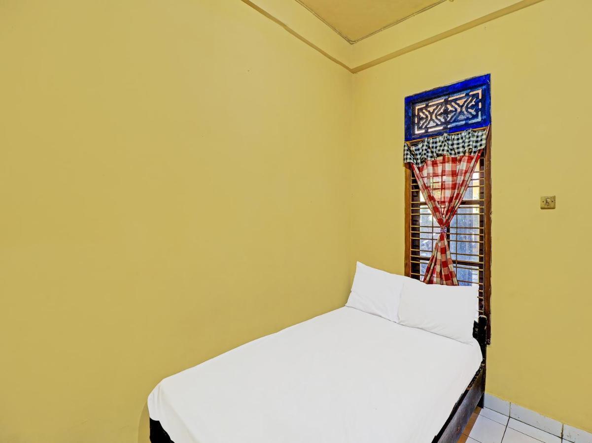 Oyo 91235 Damu Hotel