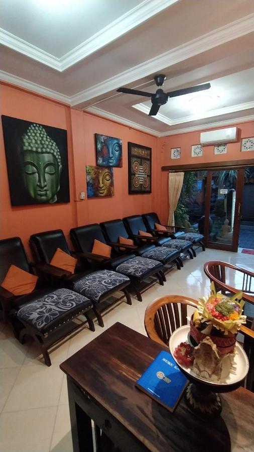 Donald * Ubud