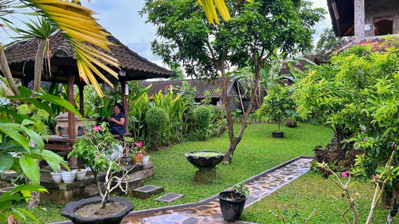 Gasthof Gusti Home Stay Ubud *