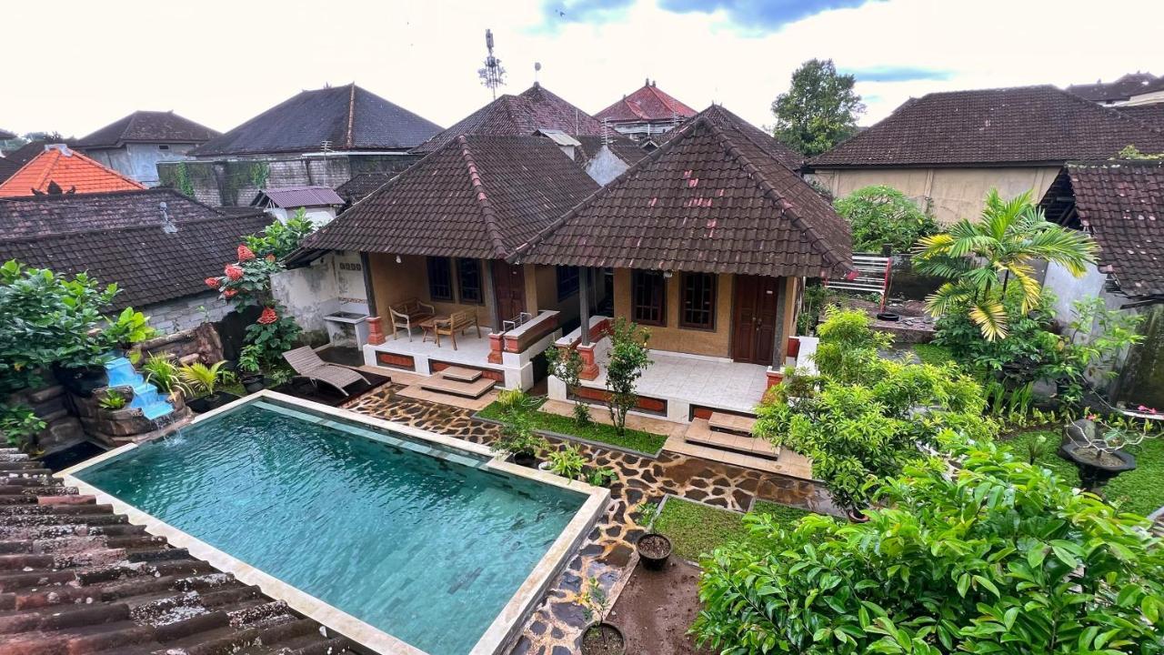 Gusti Home Stay Ubud *