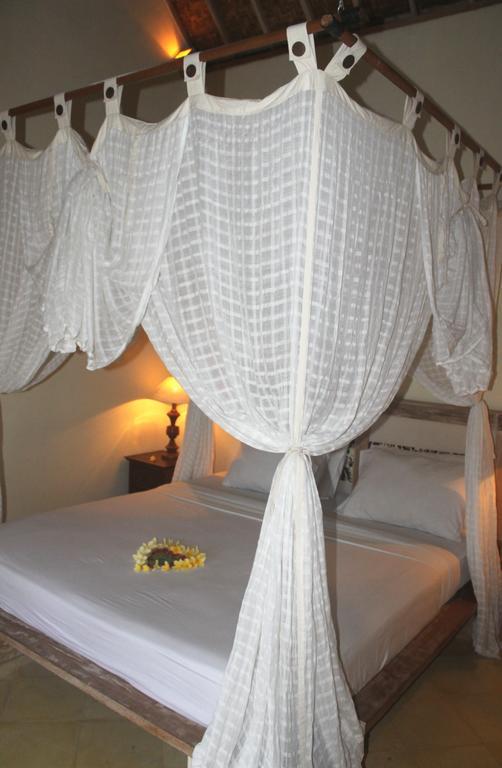 Guest house Ujung 2*