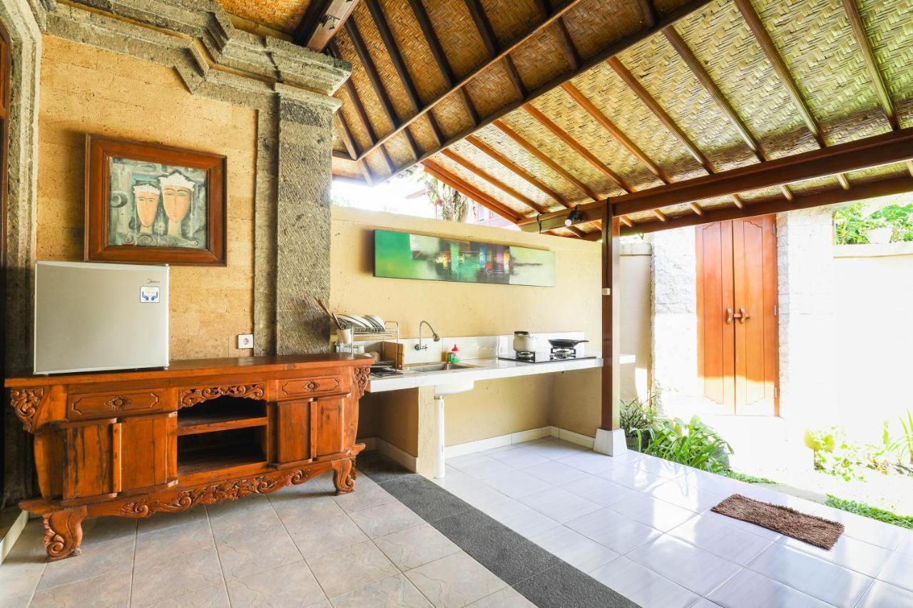 Sari Bamboo Villa *