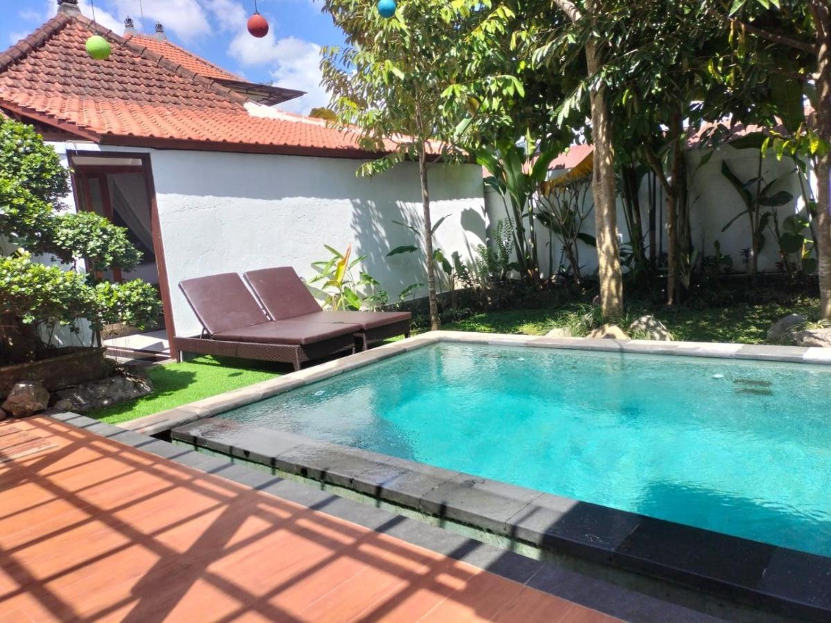 Baruna Sari Villa *