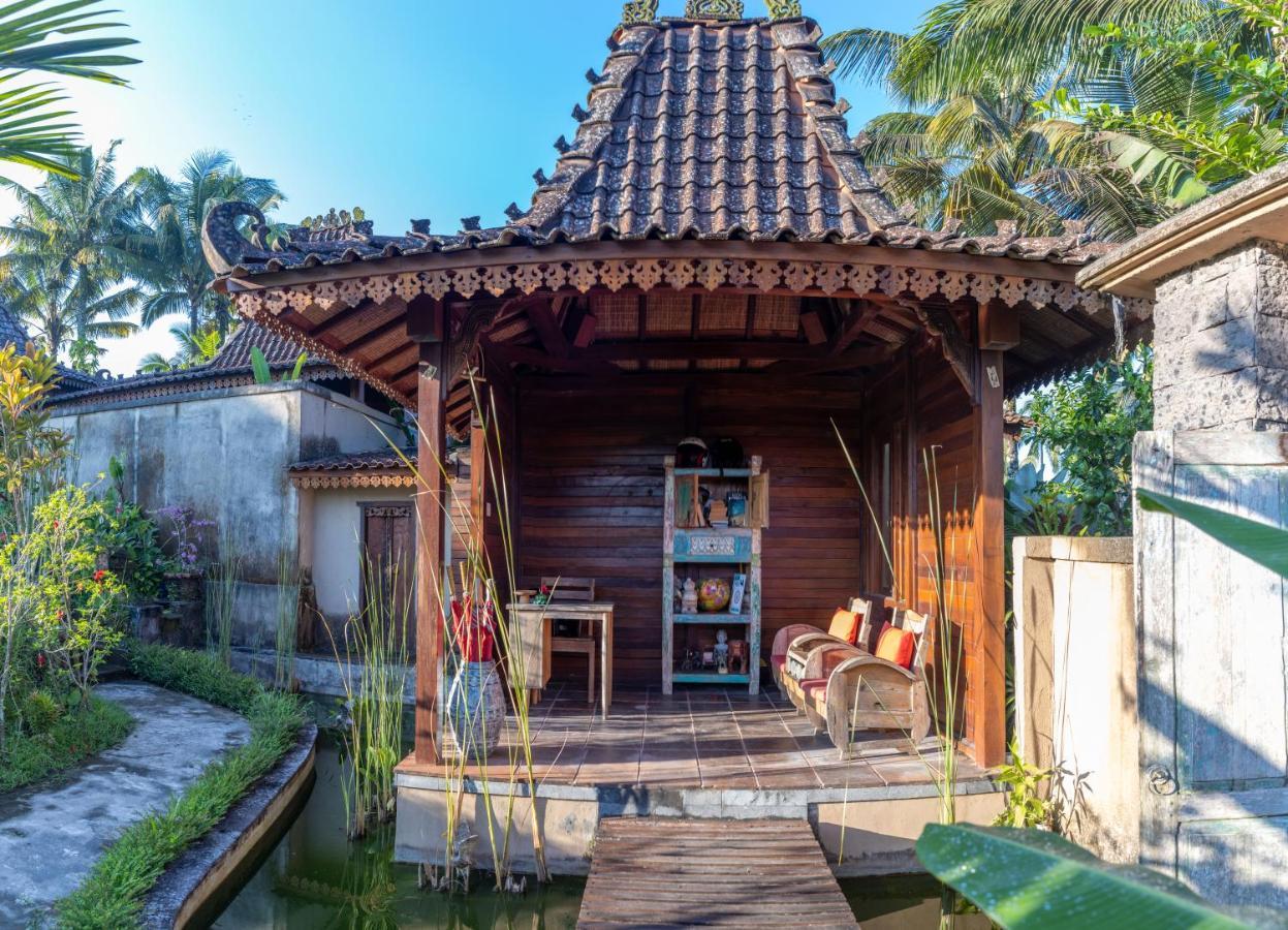 Neyang * Ubud (Bali)