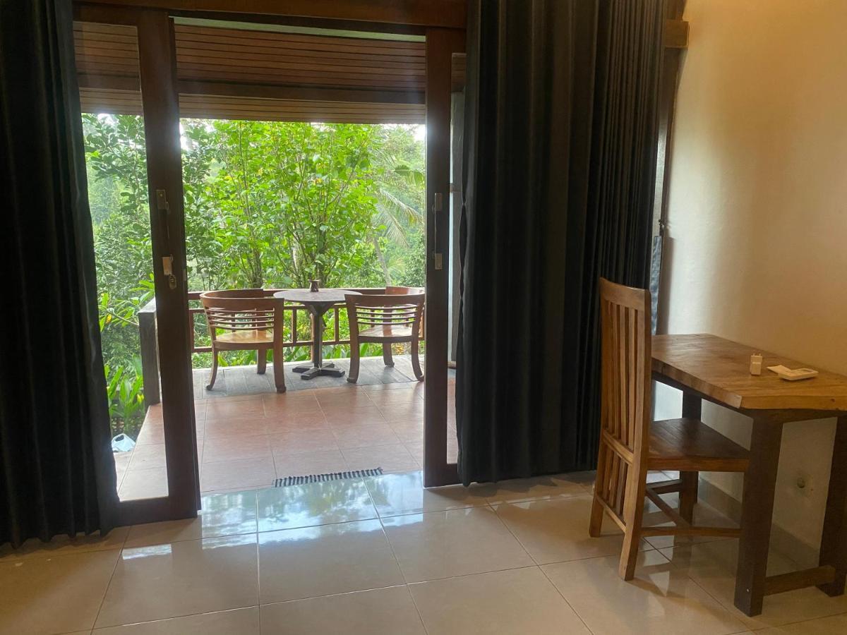Villa D'tepi House Ubud (Bali)