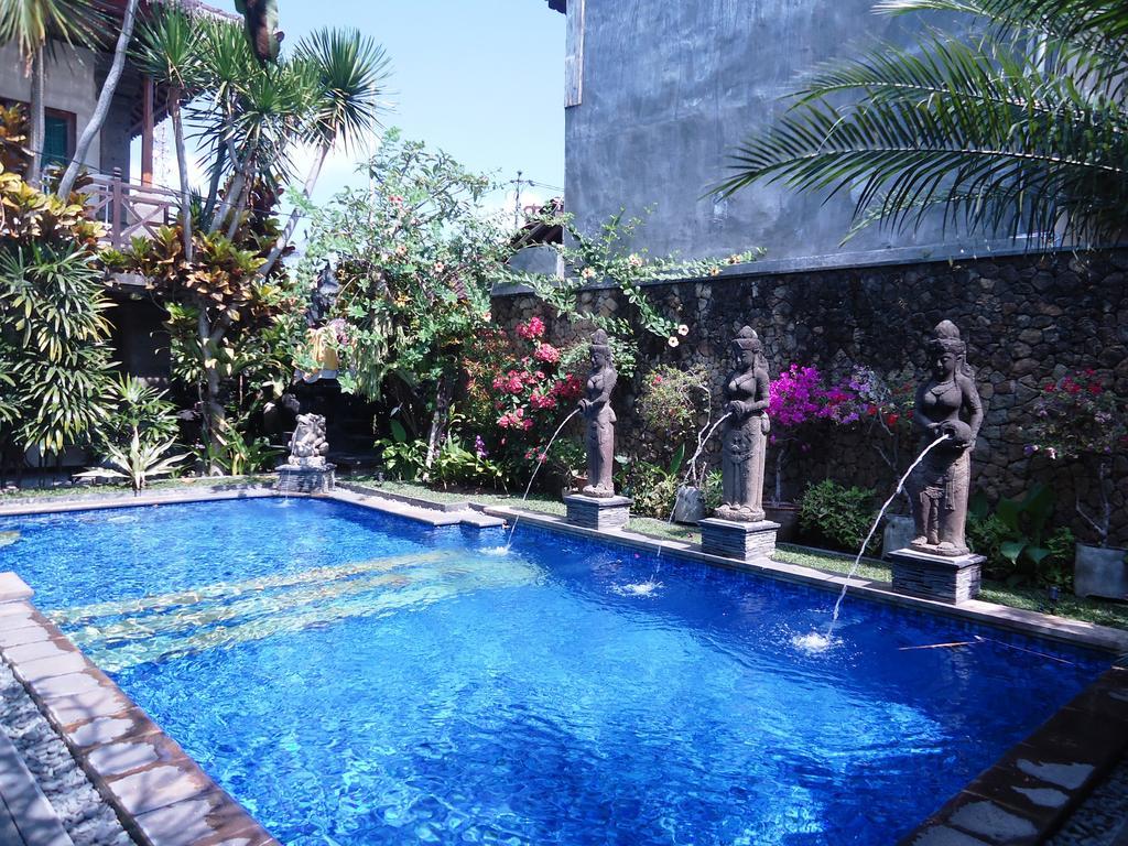 Wahyu And Restaurant