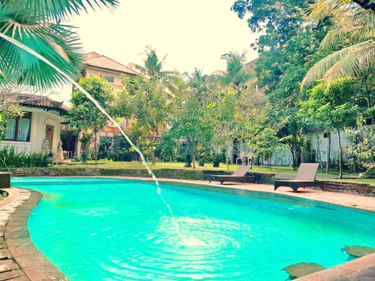 2 Minutes To Monkey Forest 3* Ubud (Bali)