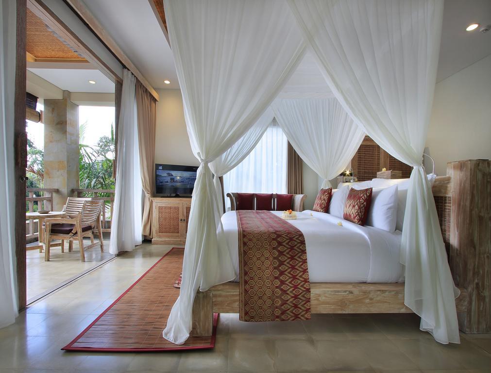 Resort The Udaya And 4*