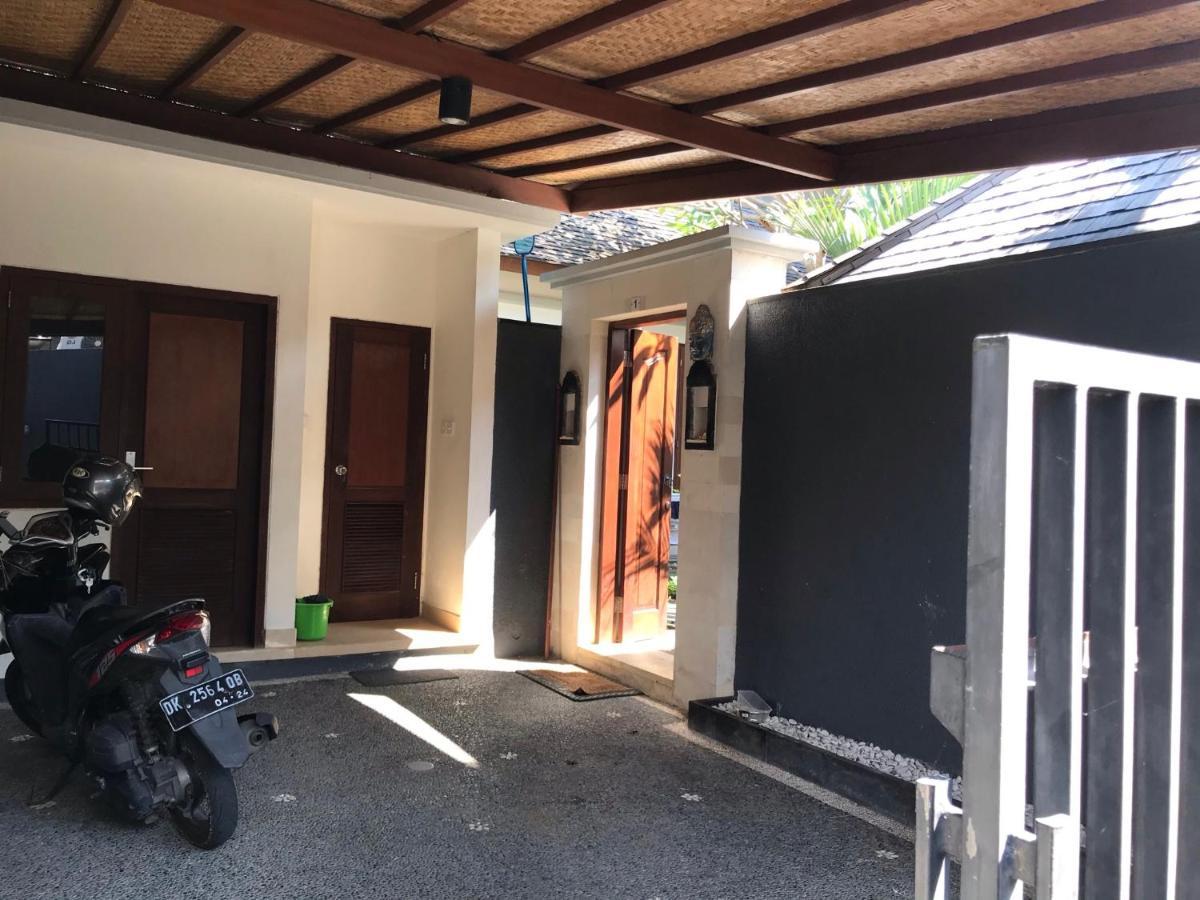Puri Ananda Villa *