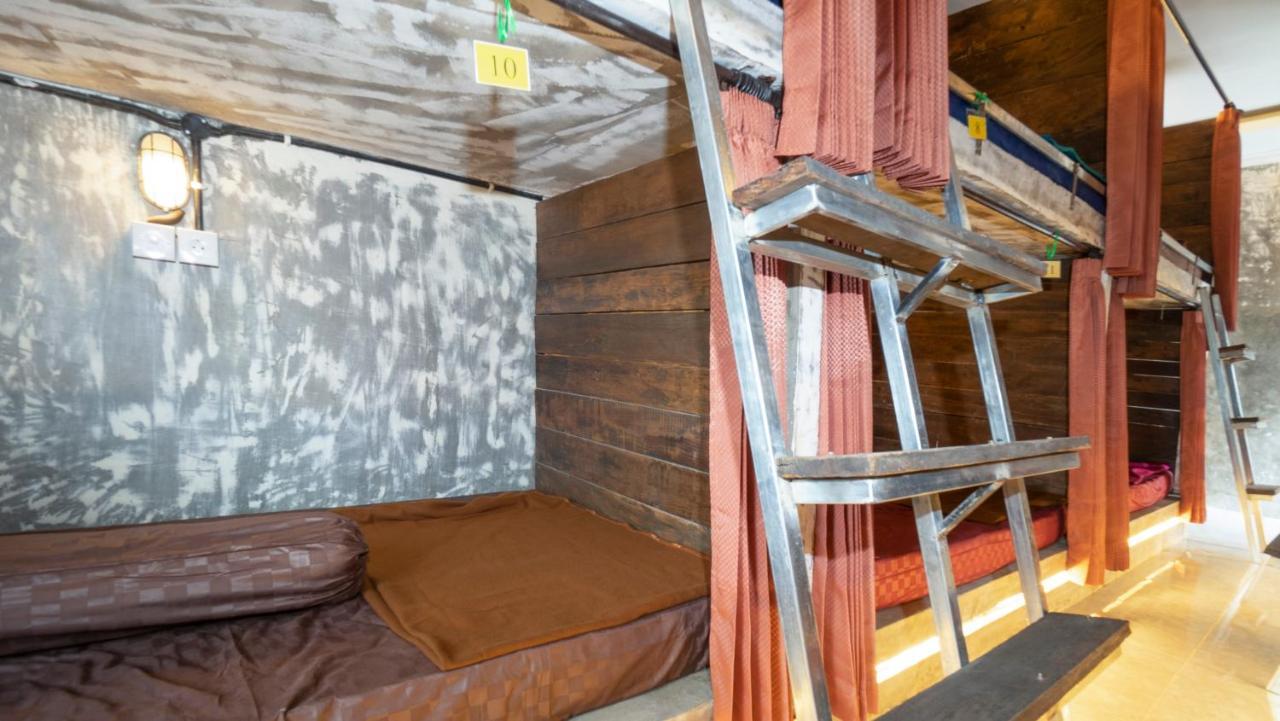 Hostel Peanut House