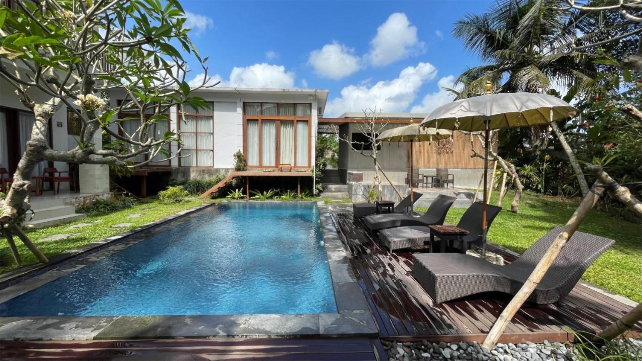 Guest house Suarsena Bisma *