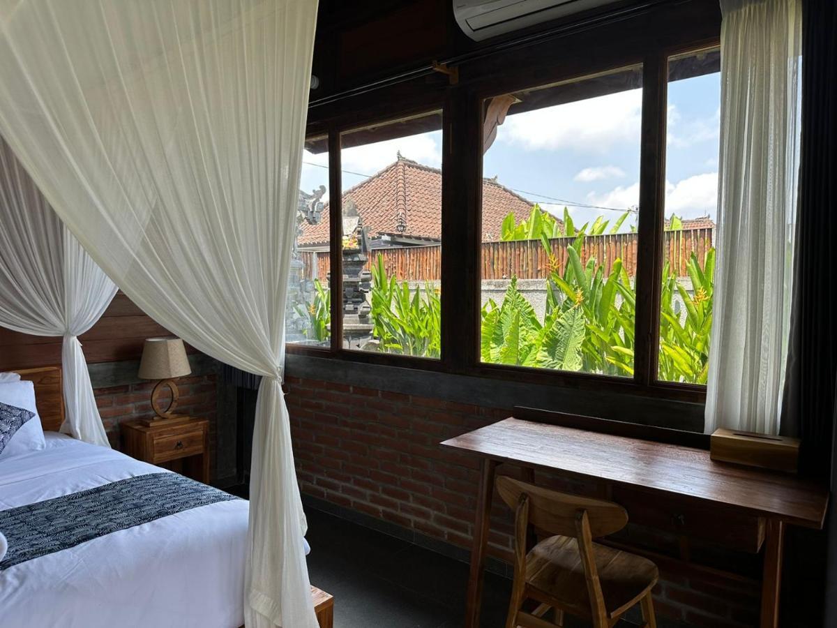 Sriloka Villa1 *