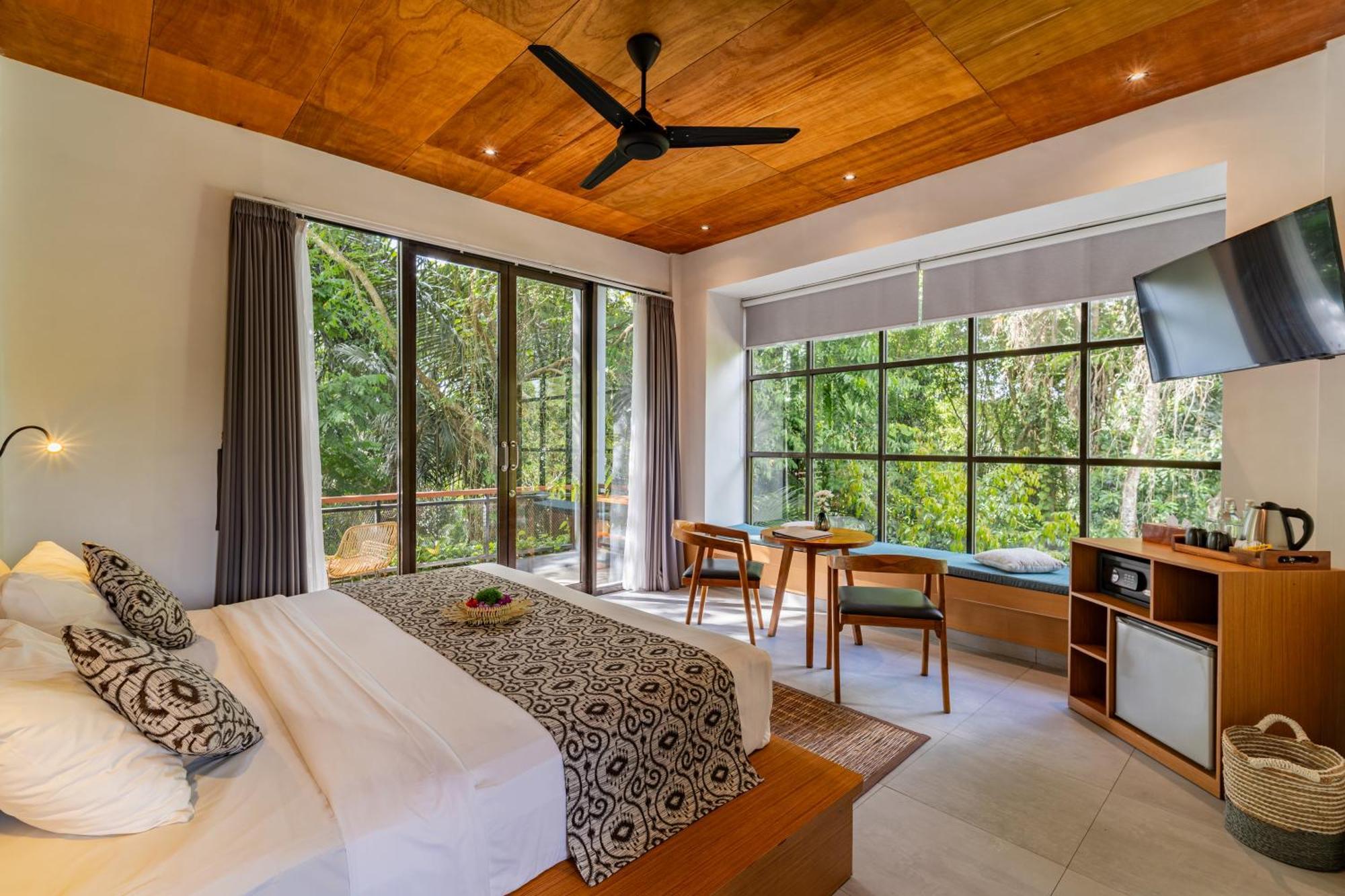 The Nani Guest house 3*