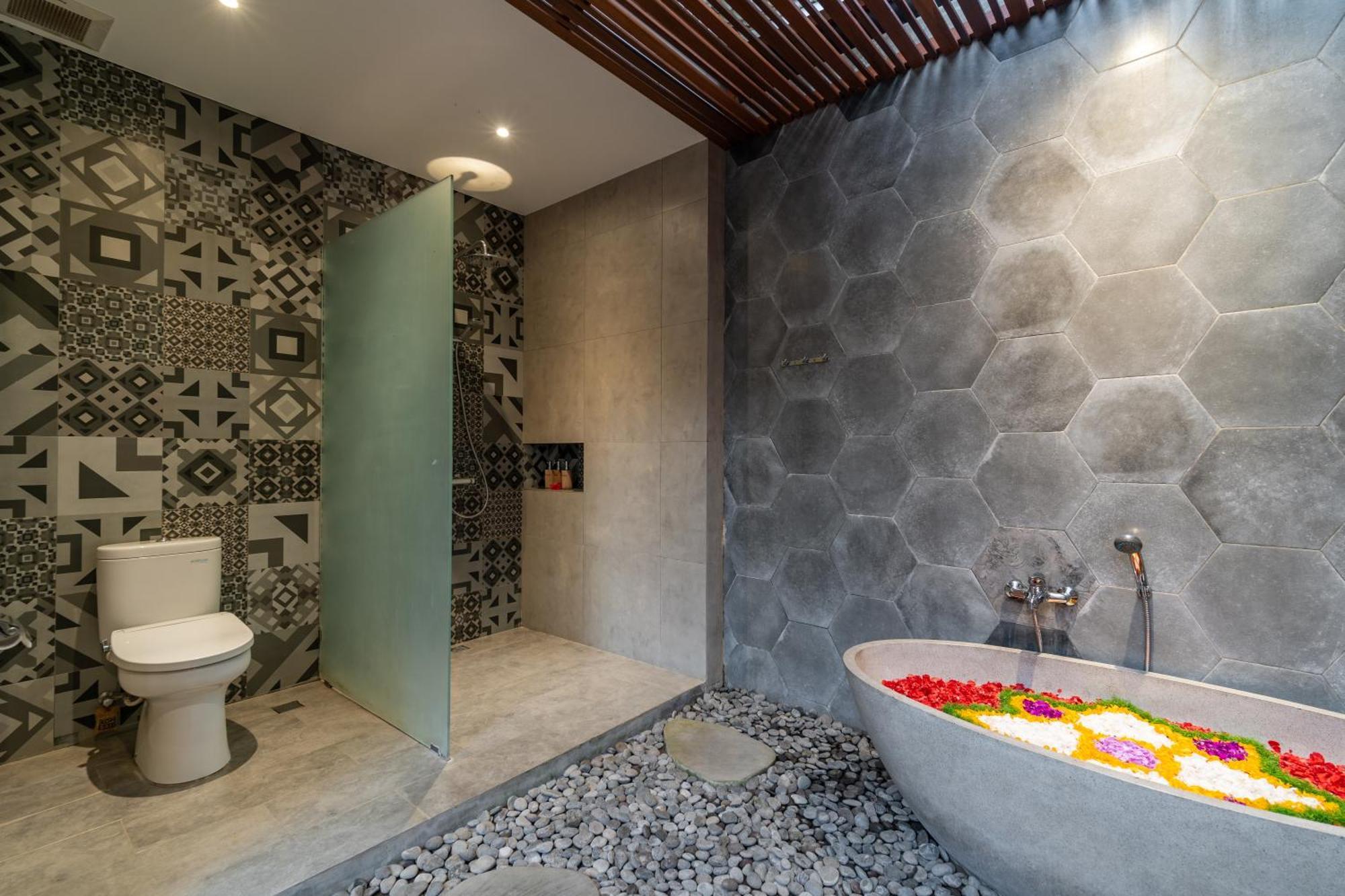 The Nani Guest house 3*