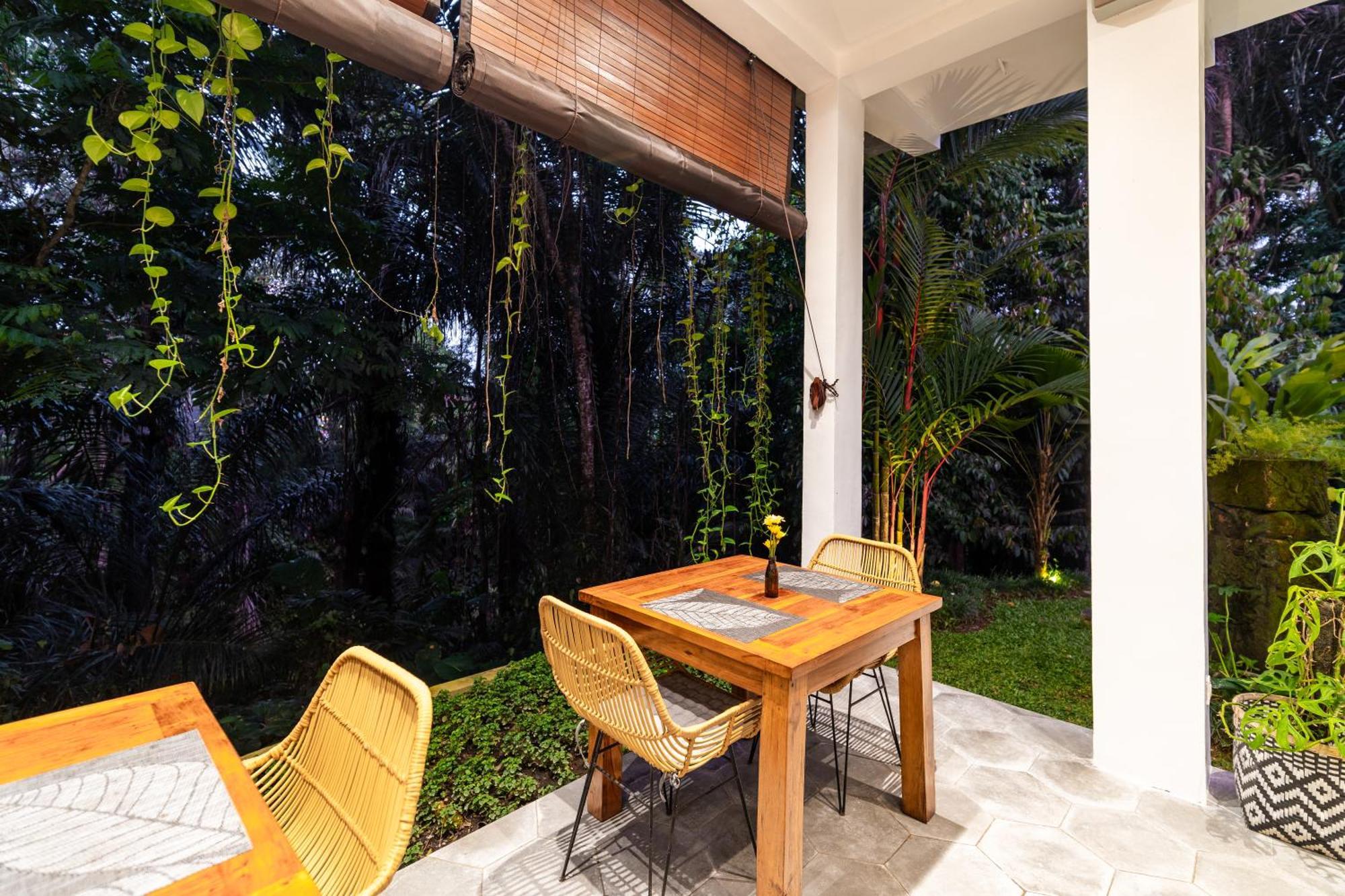 The Nani Guest house 3*