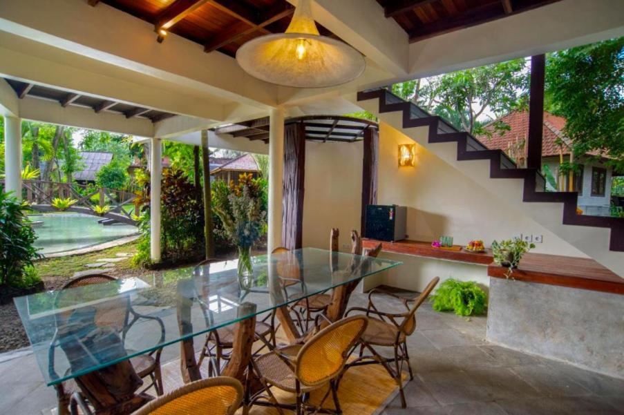 Tree House * Ubud (Bali)