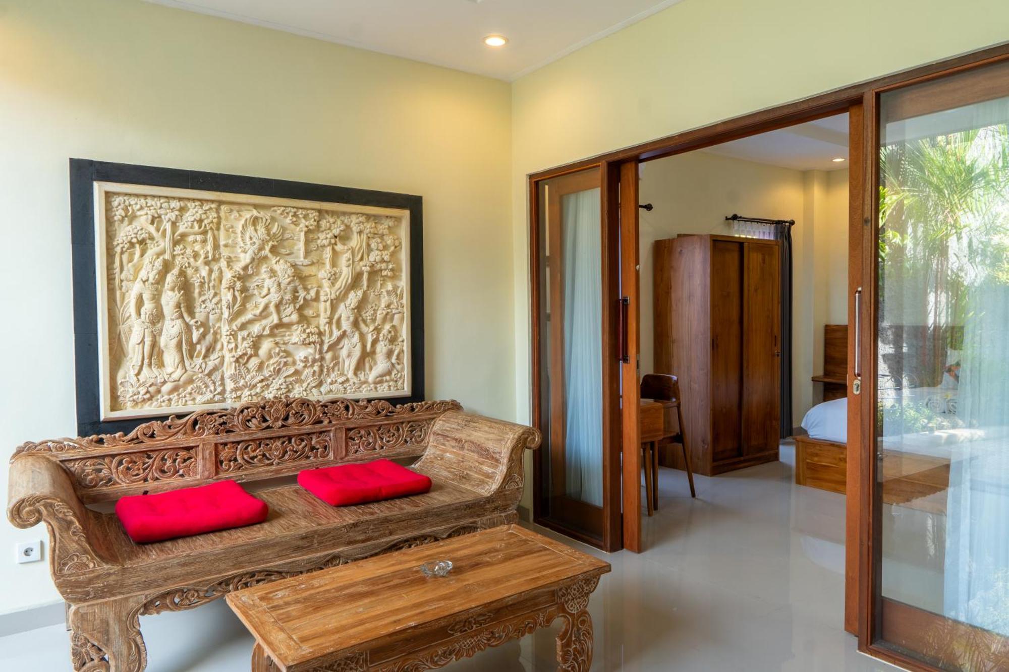 Aruna Guest house *
