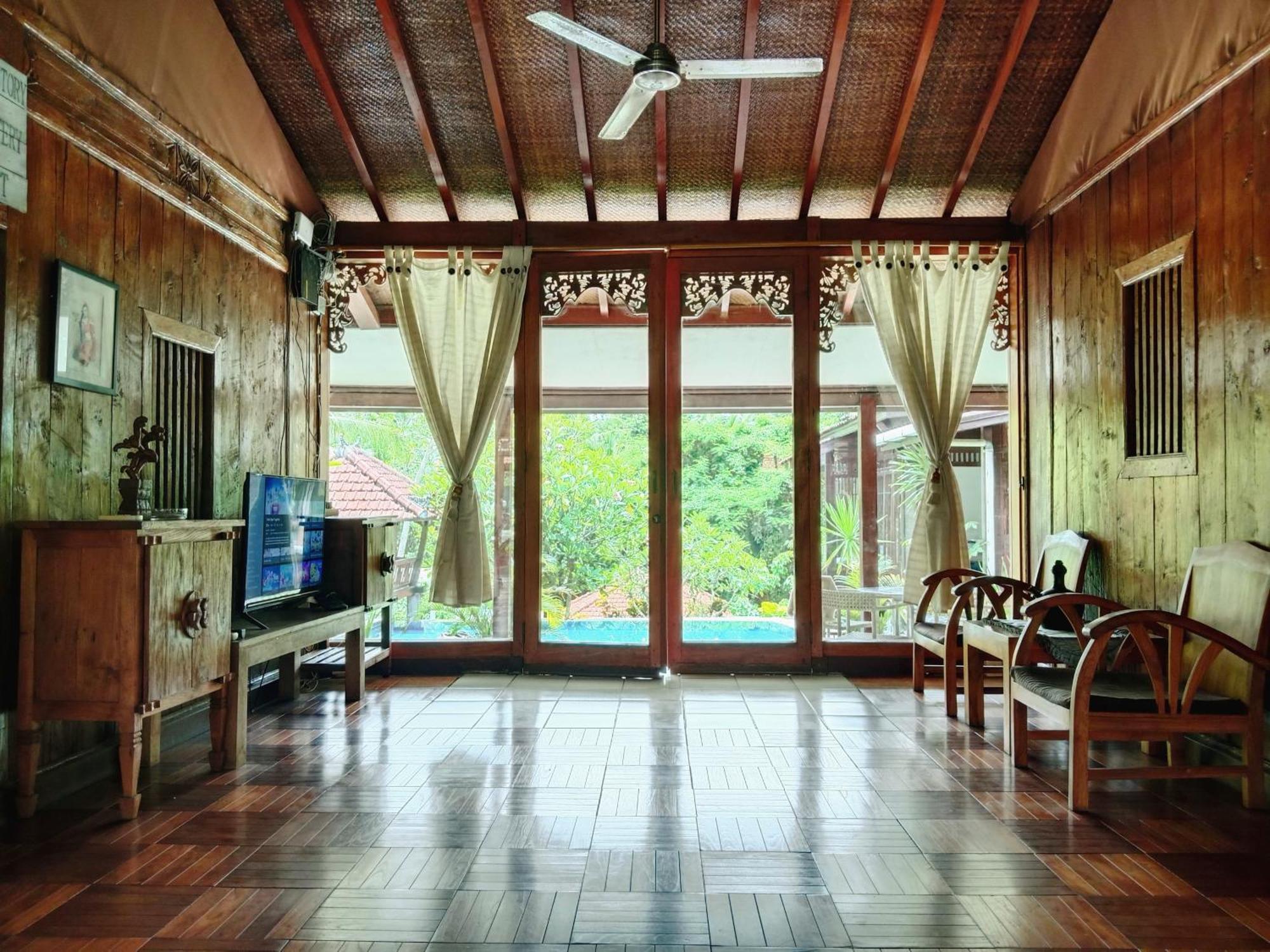 Malathi Traditional Joglo House With Pool View Villa Ubud (Bali)