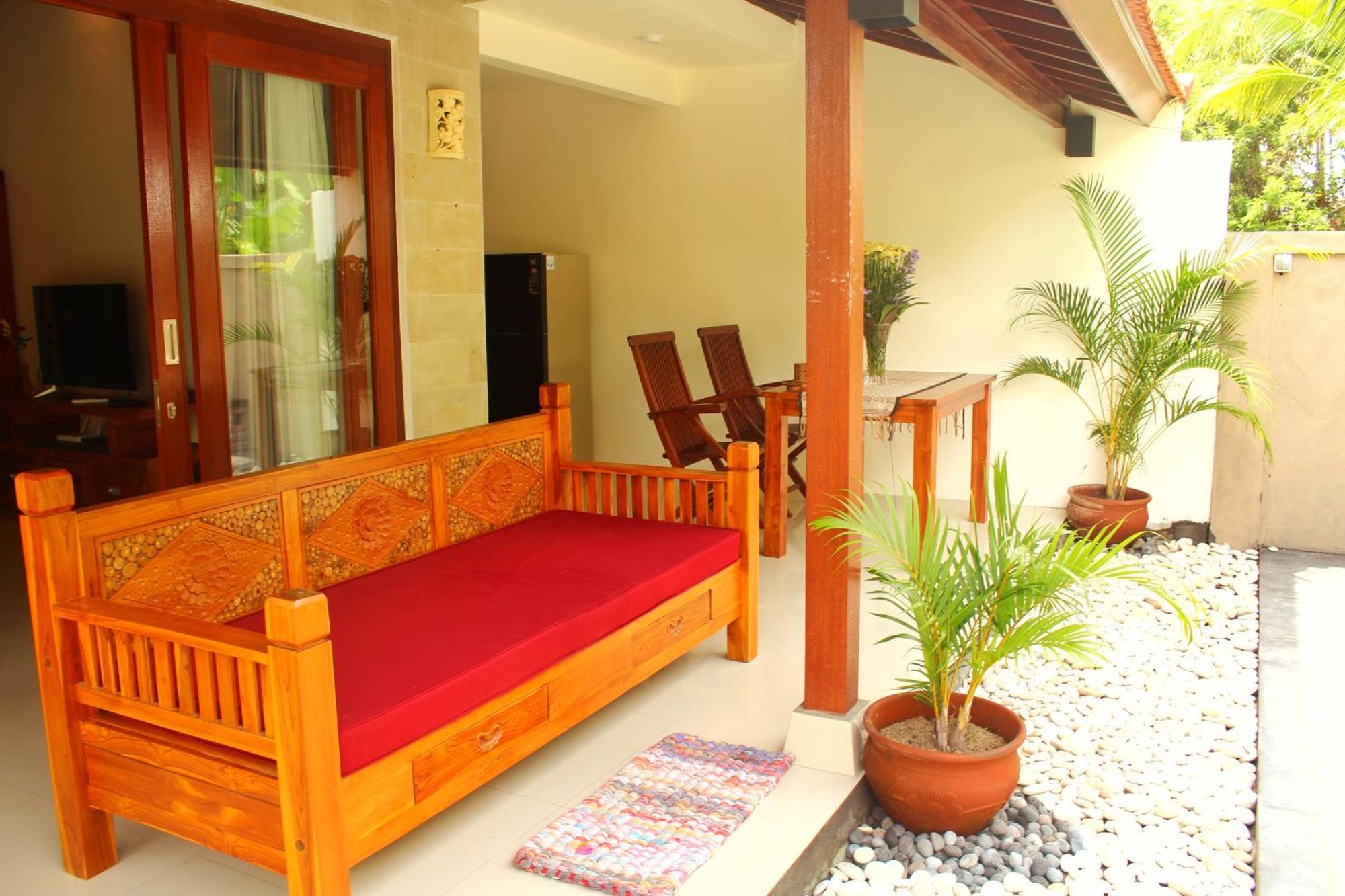 Villa Tutik Private House By Supala *