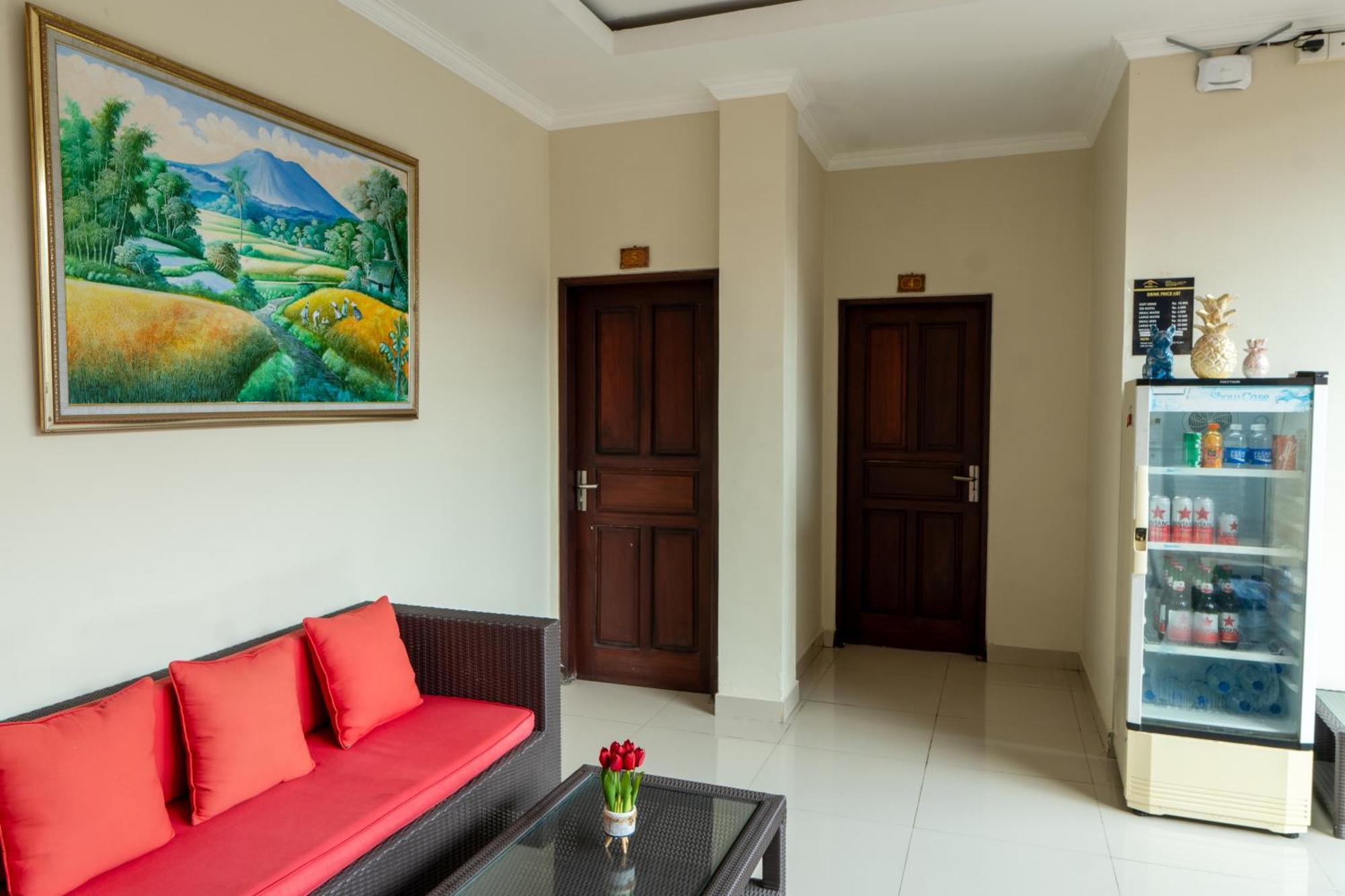 Rama House Guest house *