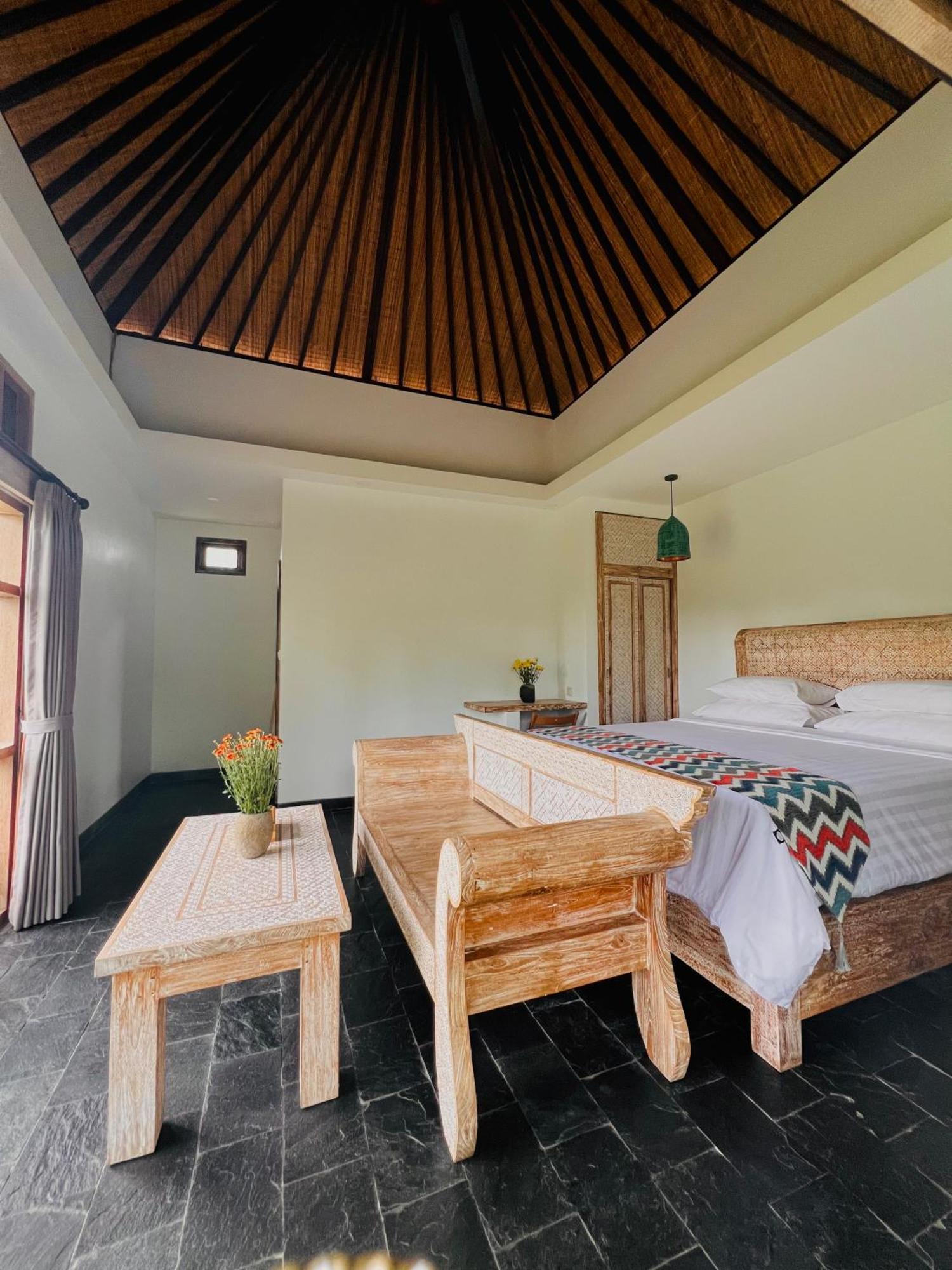 Widya Luxury House Homestay