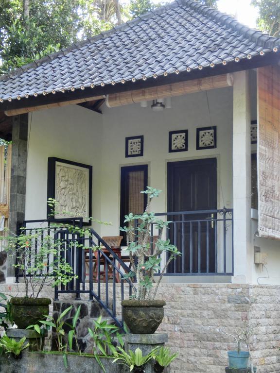 Latugu Rumah tetamu Ubud (Bali)