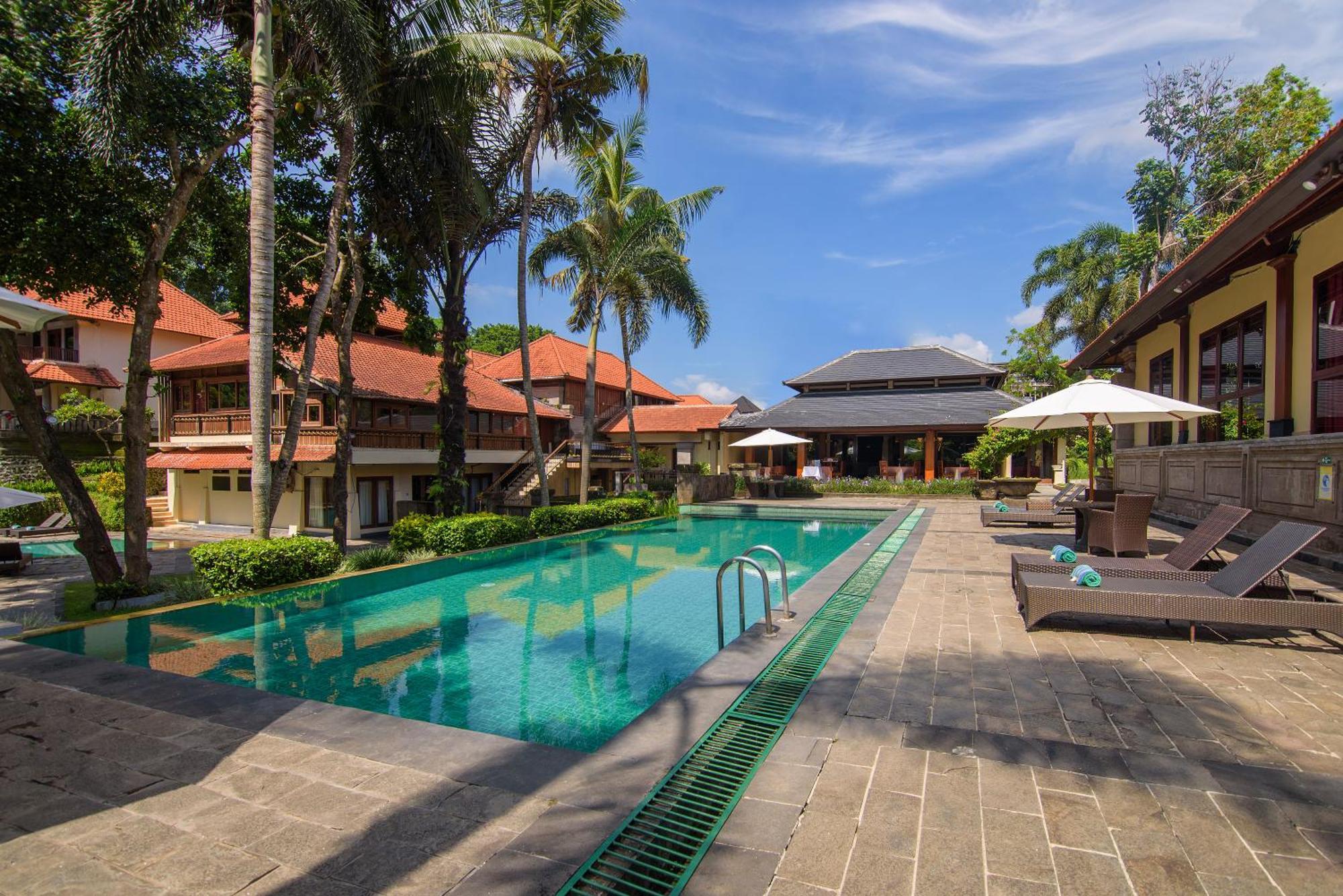 Champlung Sari & Hotel 4*
