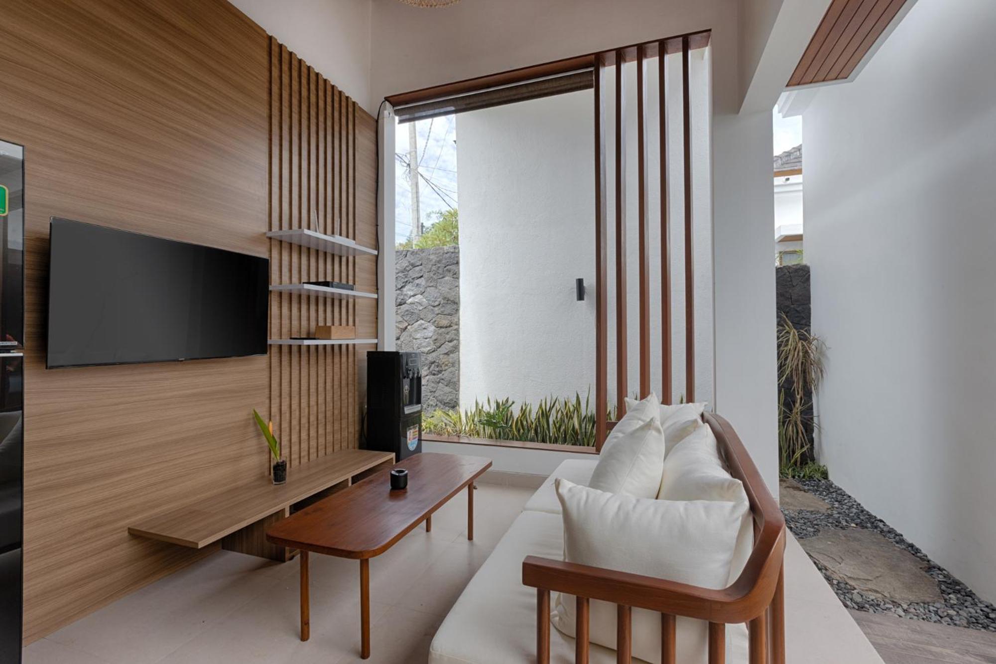 Lodji Villa *