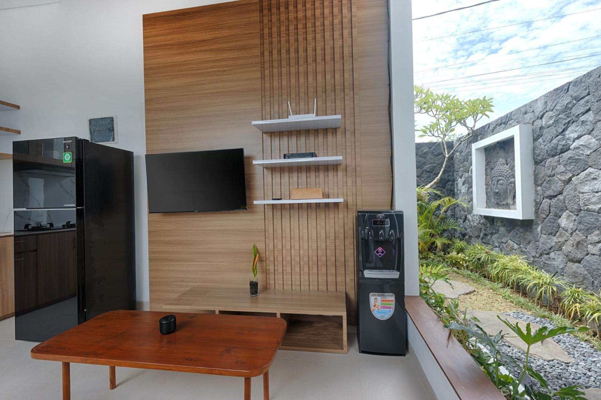 Lodji Villa *