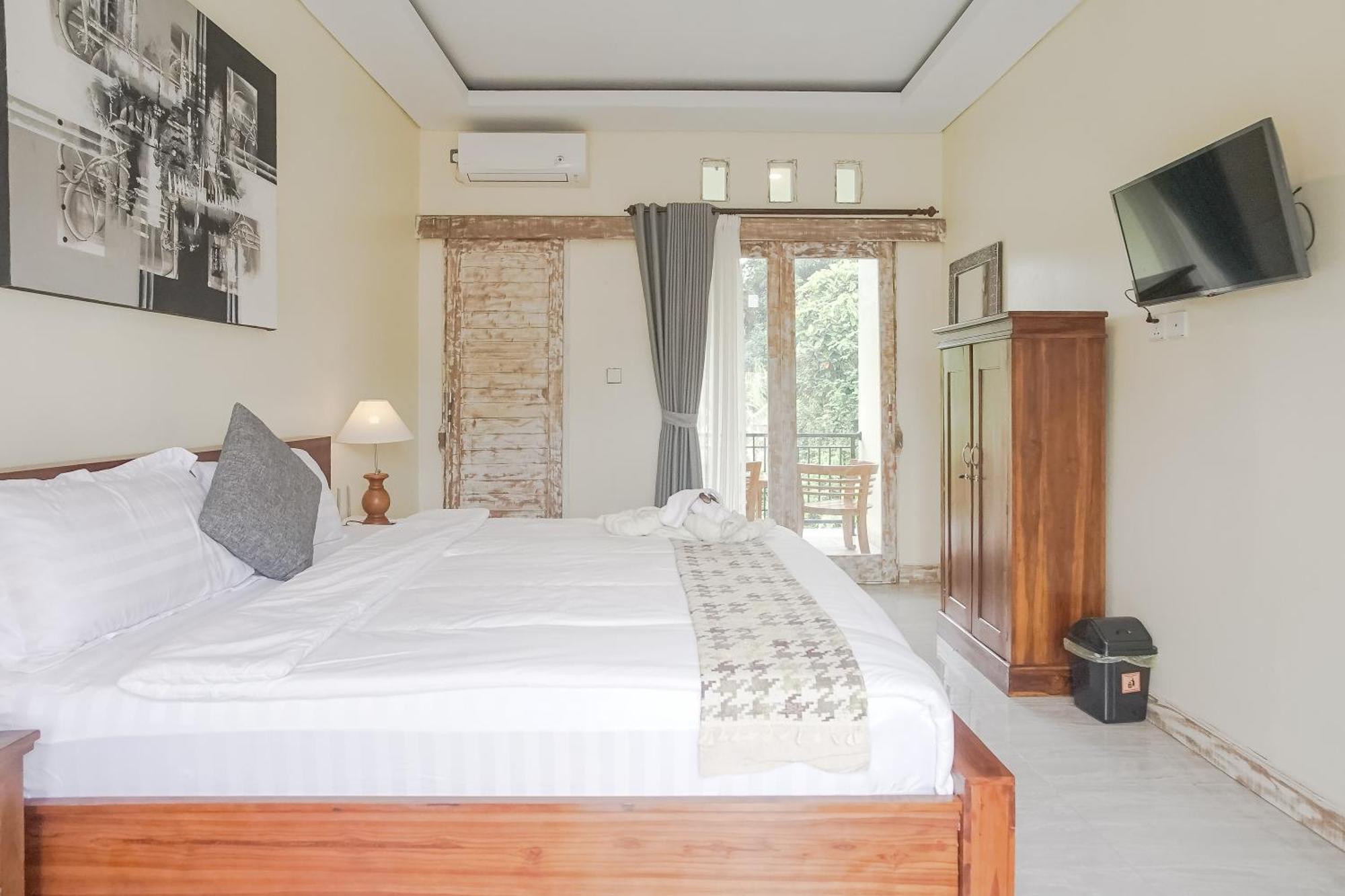 Giri Krisna Guest house