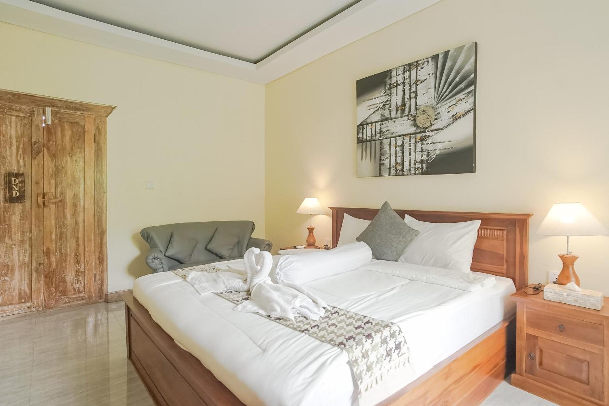 Giri Krisna Guest house