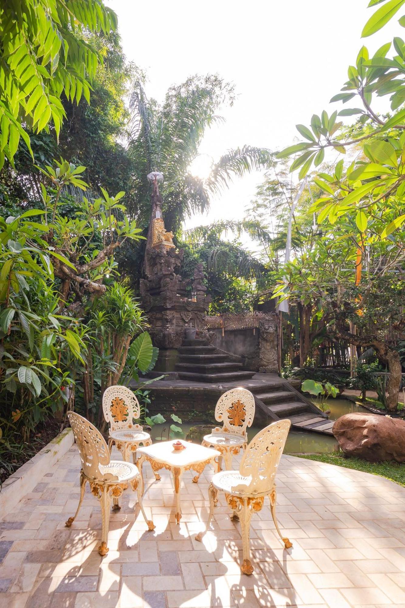 Villa Nayaka Living