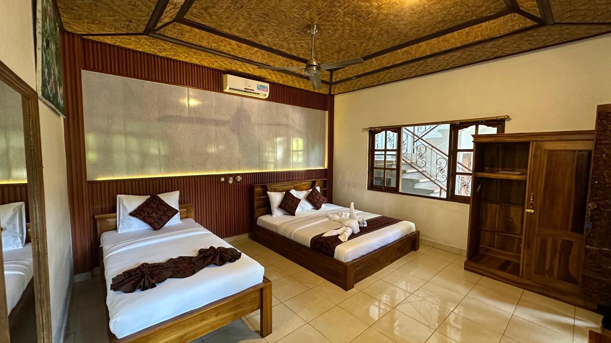 Sayong House Gasthuis 2*